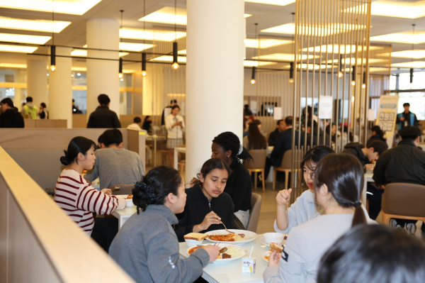 선문대가 천원의 아침밥을 운영중이다