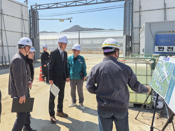 송무경 공주시장 권한대행, 주요 현안사업장 현장점검 진행 모습