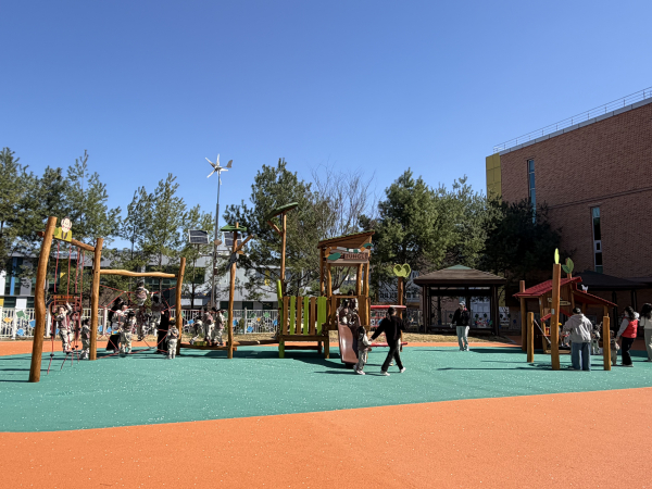 실외 체험시설‘신나는 햇살마당’ 운영 모습