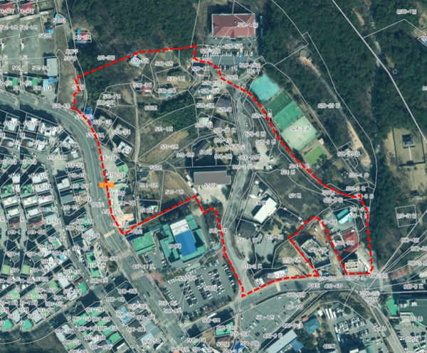 건축물 해체가 진행되는 신청사 부지