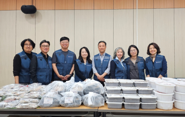 ‘2026년 온기나눔 꾸러미 지원사업’에 참여 기념사진