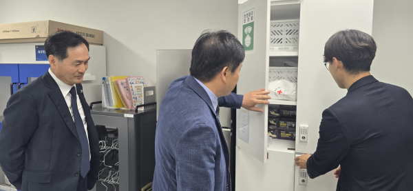 과학실 안전망 점검 점검 현장(대전중학교 노벨꿈키움과학실 점검)