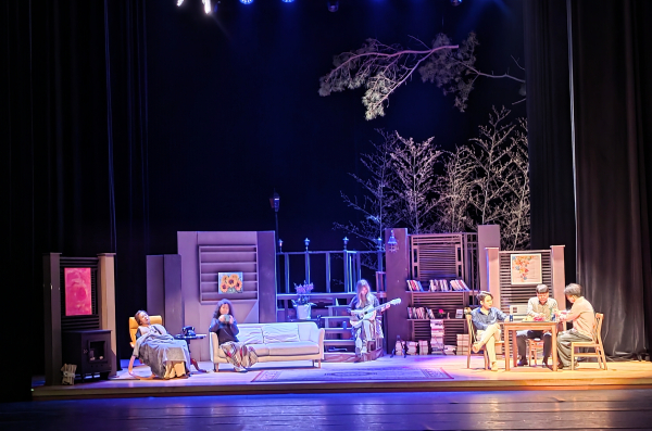 극단 청양이 작품 ‘태풍이 온다’ 작품을 선보이고 있다.