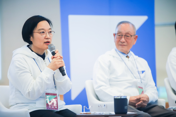 한성숙 중소벤처기업부 장관을 초청해 ‘충청권 청년 창업 활성화 토크콘서트’ 개최 모습
