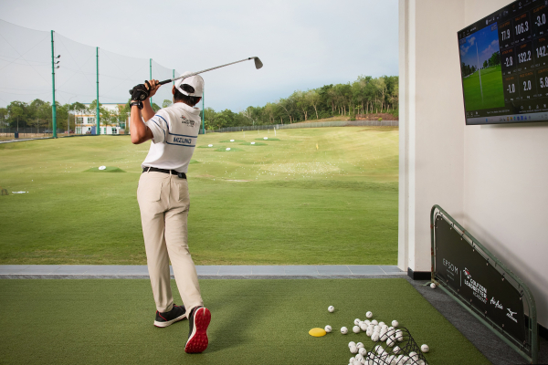 골프존 레드베터 아카데미 엡솜(GOLFZON Leadbetter Academy at Epsom) 실내 개인 훈련 모습