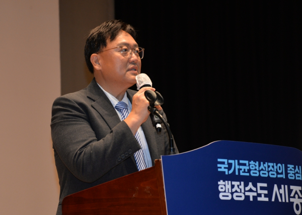 인사하는 조상호 세종시장