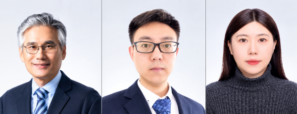 (왼쪽부터) 김인호 석학교수,  Demin Cai 교수, Haoyu Liu 교수