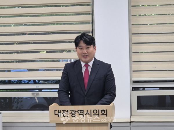국민의힘 대전 서구을 조직위원장 공모에 도전한 박종화 전 대전시 복지여성특별보좌관이 공식 출마를 선언했다.