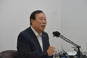 최민호 시장, <b>테니스</b>부 <b>해체</b>와 유도부 창단 ... 전혀 별개의 사안