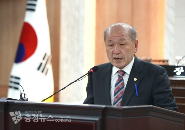 5분발언하는 홍성군의회 운용관 의원 / 충청뉴스 최형순 기자