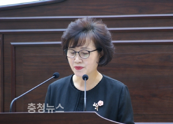 류승순 의회사무과장 의사보고