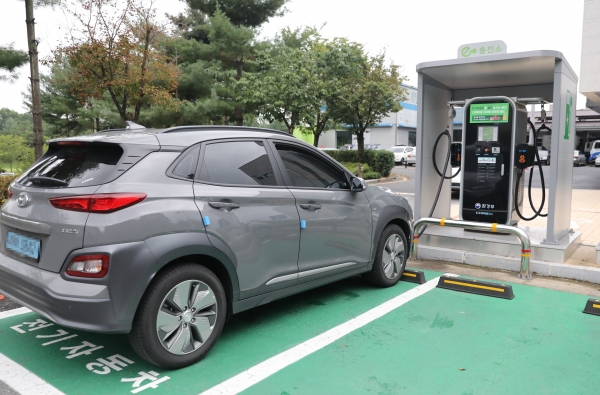 전기차 충전소(계룡시 의회주차장 운영사진)