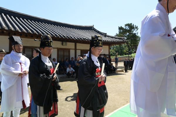 돈암서원, 세계문화유산 등재를 고(告)하는 고유제행사에 참석한 양승조 도지사와 황명선 논산시장
