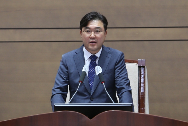 황천순 천안시의회 의장