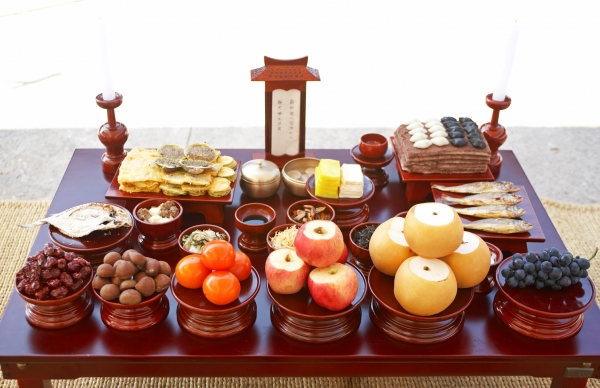 설 차례상 사진　　* 출처 : imagetoday.co.kr
