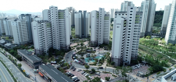 도담동 행복아파트 전경