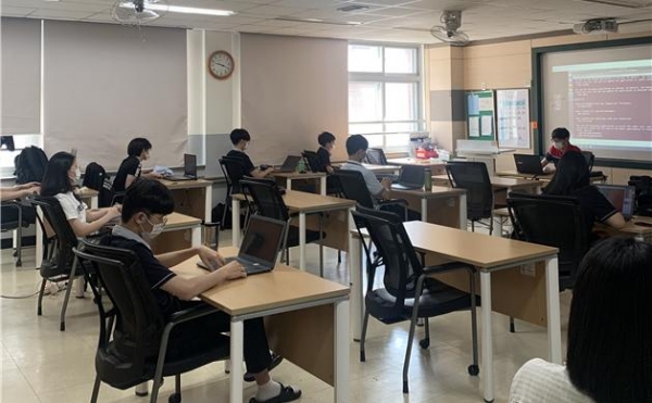 대덕소프트웨어마이스터고등학교 ‘기업연계 실무역량강화 프로그램’ 사진