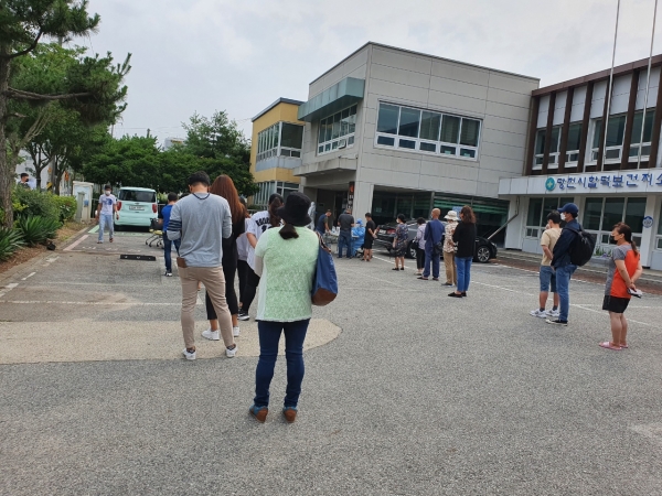 지난 번 외국인 근로자 코로나19 검사 의무화 당시 현장 사진