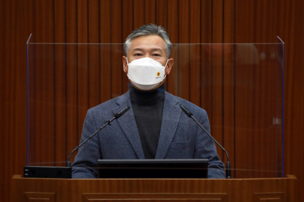 5분 발언하는 김원식 세종시의회 의원