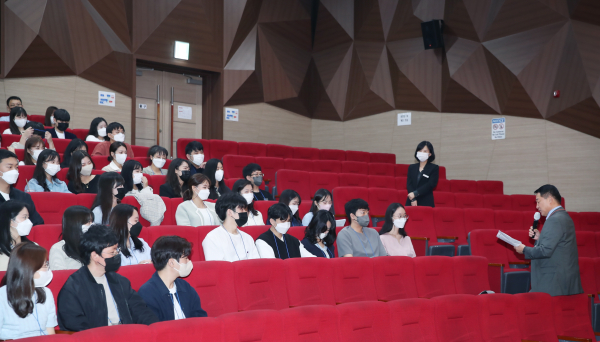 지난 26일 서구문화원에서 개최한 새내기 새 출발 역량 강화 교육 장면