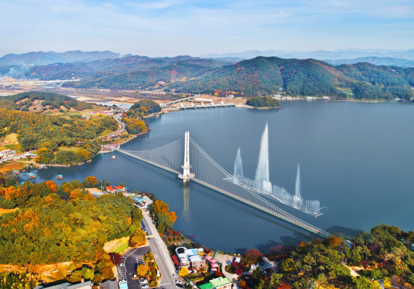 예당호 출렁다리와 음악분수 모습