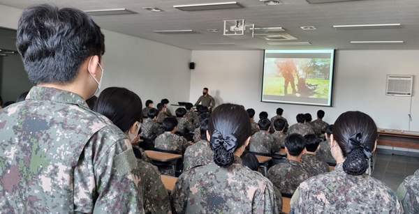 국방군사학과 군위탁병영실습 모습