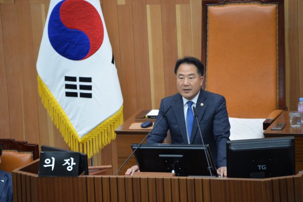 개회사 하는 상병헌 세종시의회 의장