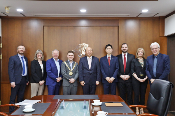 30일, 영국 북아일랜드의 수도 벨파스트시 대표단, 고려대학교 세종캠퍼스 방문 기념사진