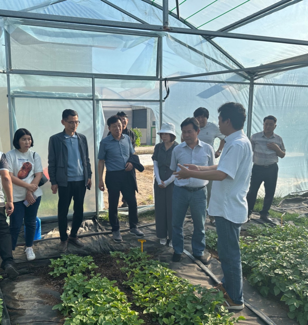 박정현 군수 우즈벡 방문 모습