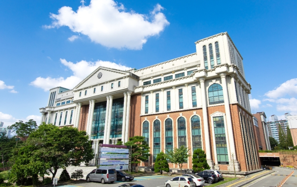 나사렛대학교 나사렛관 전경