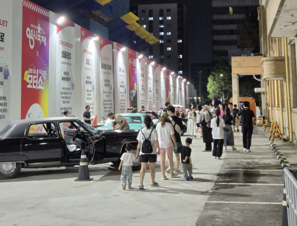 0시 모터쇼 현장.