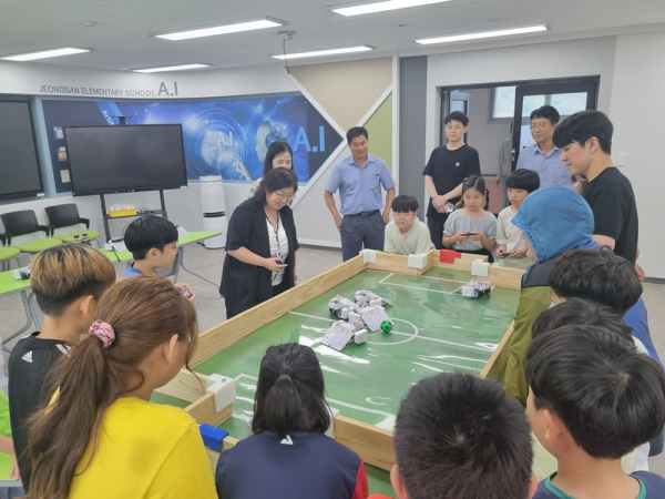 청양 정산초서 SW캠프 진행 모습