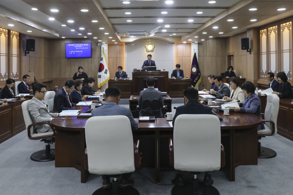 제308회 홍성군의회 임시회 폐회