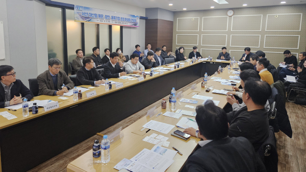 12일 서울역 공항철도 회의실에서 열린 간담회