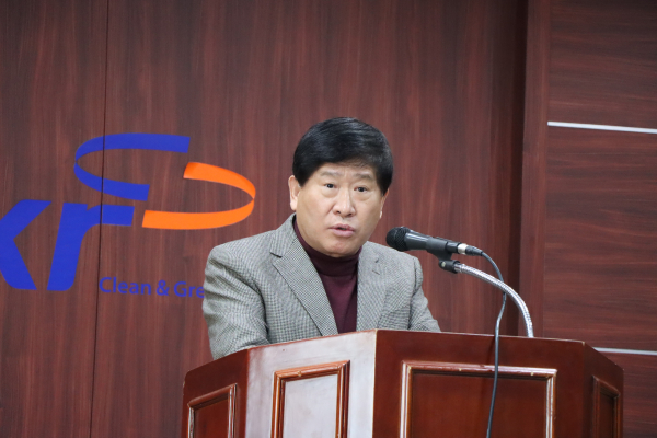 축사하는 홍성현 충남도의회 의장