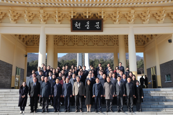 대전농협, 국립대전현충원 참배 기념사진