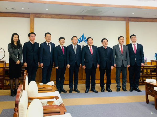 최민호 시장(왼쪽에서 여섯번째), 고기동 행안부장관 직무대행(왼쪽에서 다섯번째) 면담