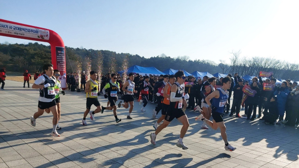 지난 25일 ‘제53회 충청남도지사기 시군 대항 역전경주대회’ 모습