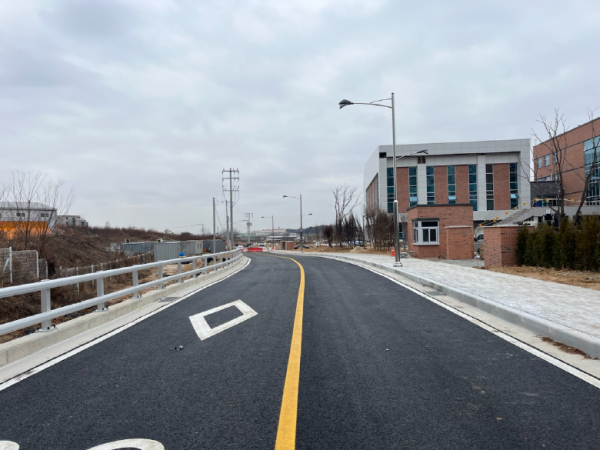 아산충무고등학교 진입도로 모습