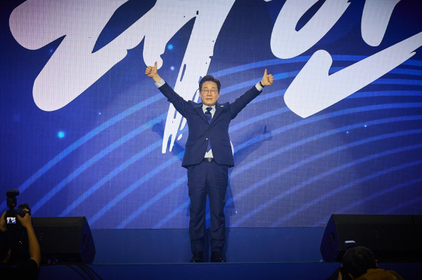 더불어민주당 대선 후보로 이재명 전 대표가 확정됐다.