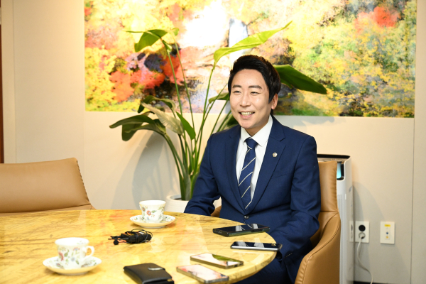 임채성 세종시의회 의장