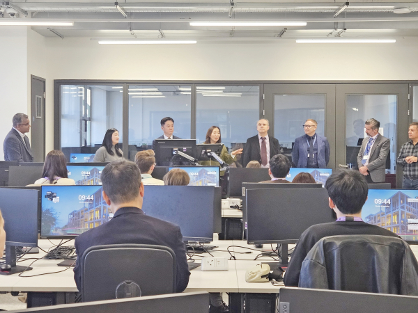 ‘2025 제2회 글로벌 인공지능(이하 AI) 기반 교육 교원 연수’ 진행 모습