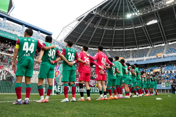 대전하나시티즌 선수단  단체사진