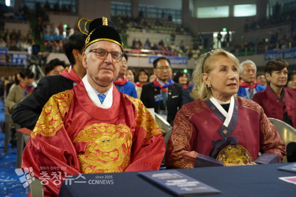프란체스코 아레조 세계 회장