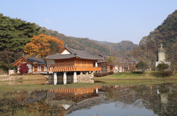 면암 최익현 기념관 전경
