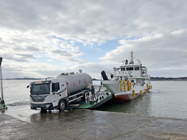 보령동백호 출항 모습