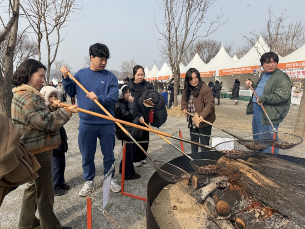 군밤축제장 스케치 모습