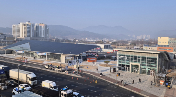 사진은 유성복합터미널 전경