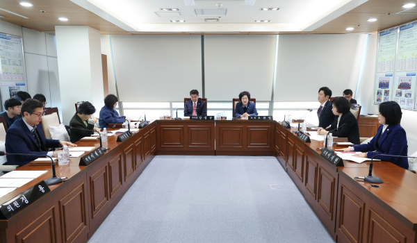 292회 임시회 전체의원 간담회 모습