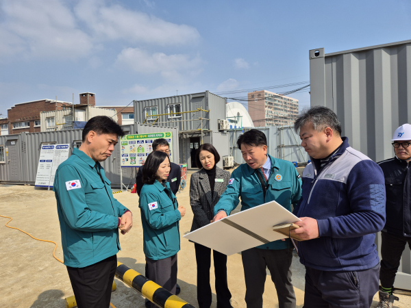 해빙기 시설안전점검 사진(대전선화초 시설점검 및 협의)